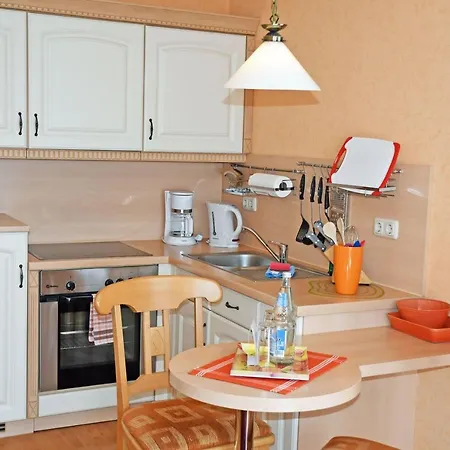 Vitalis _ Und W فيلة