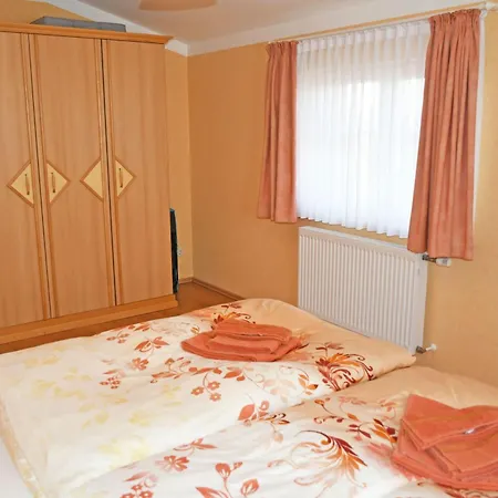 Willa Vitalis _ Und W